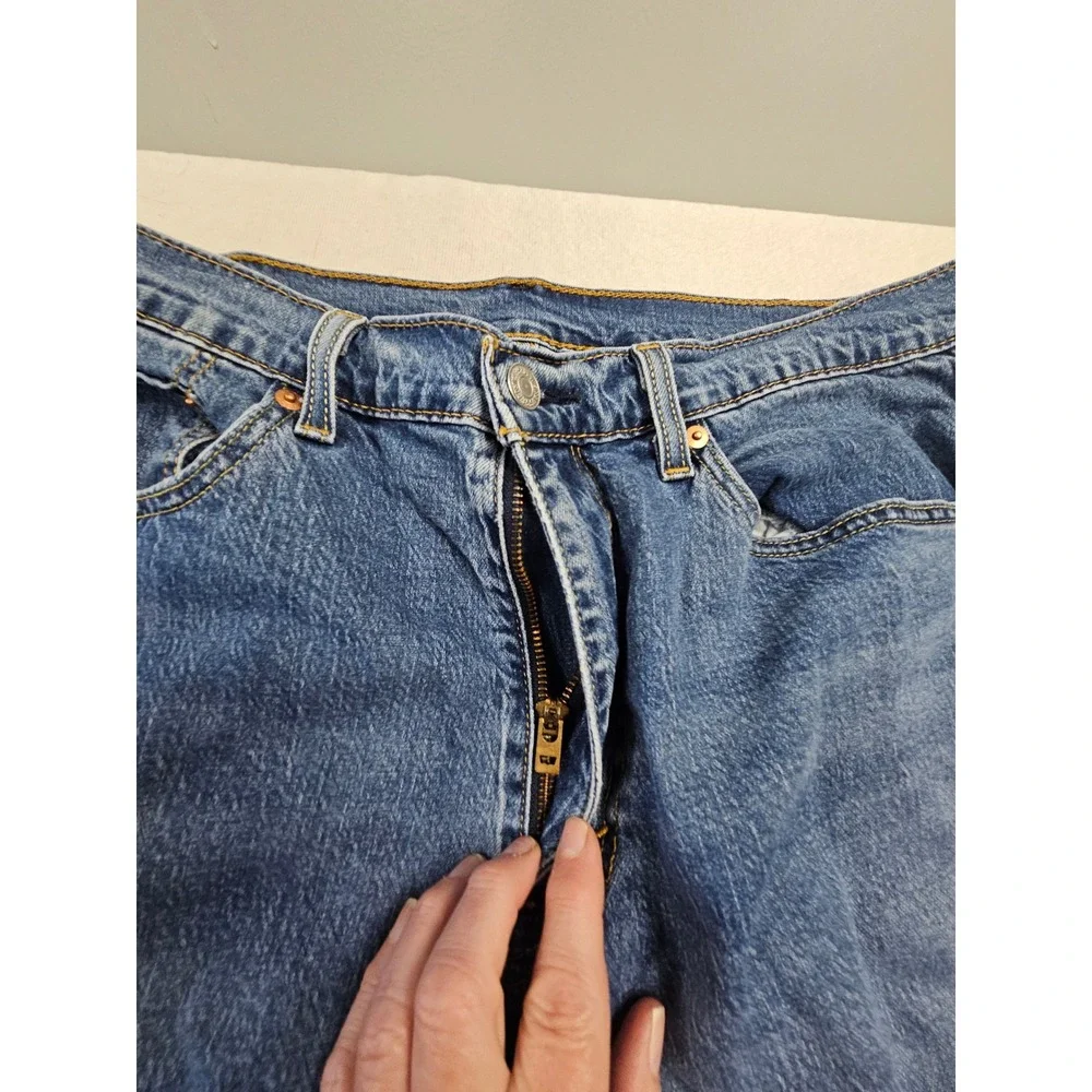 Levis 505 Regular Fit Straight Leg Jeans Mens 36x30 Medium‎ Wash Blue Denim